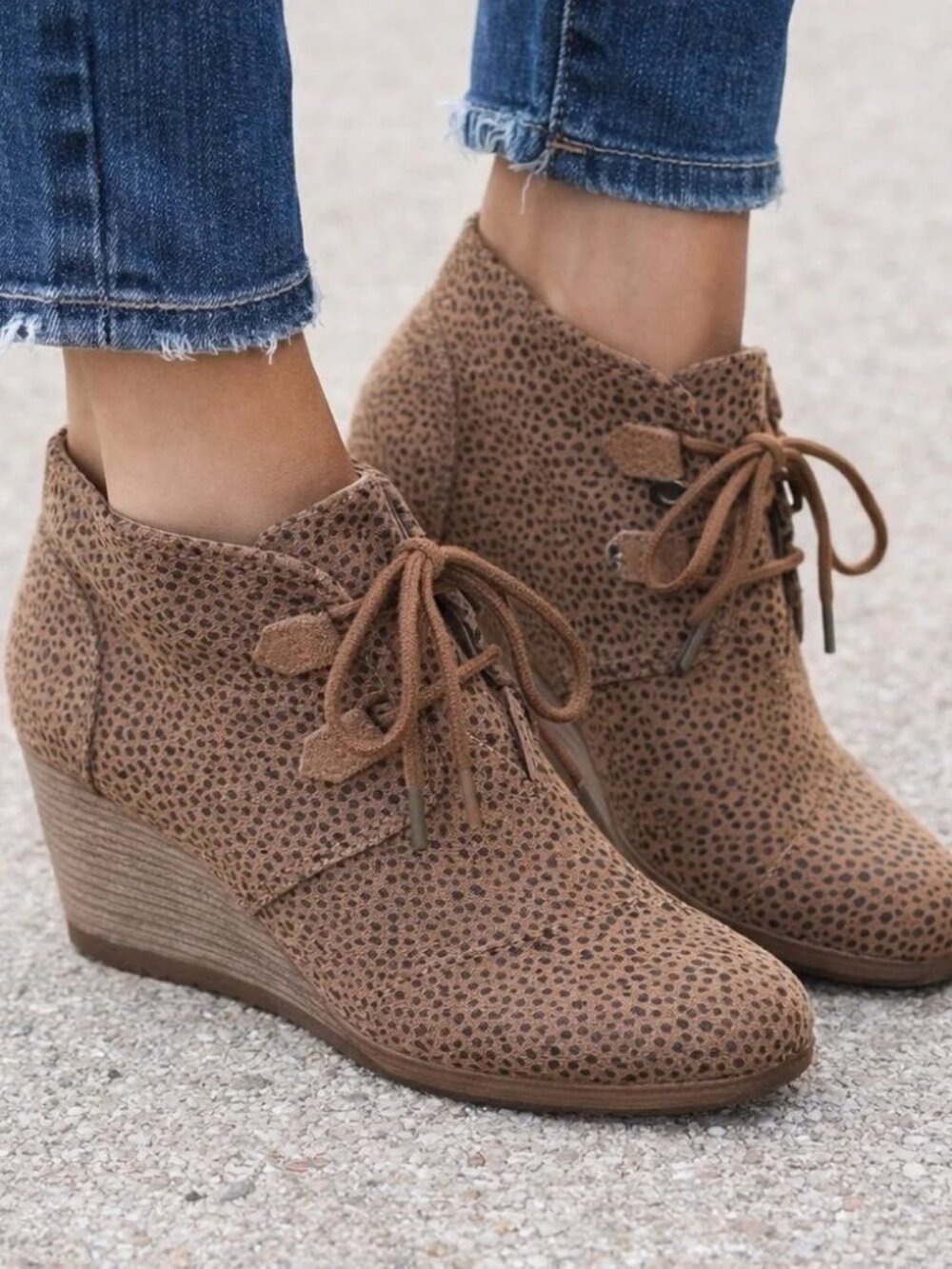 Toms Womens 8 Shoes Kala Wedge Bootie Ortholite Tan Mini Cheetah Suede